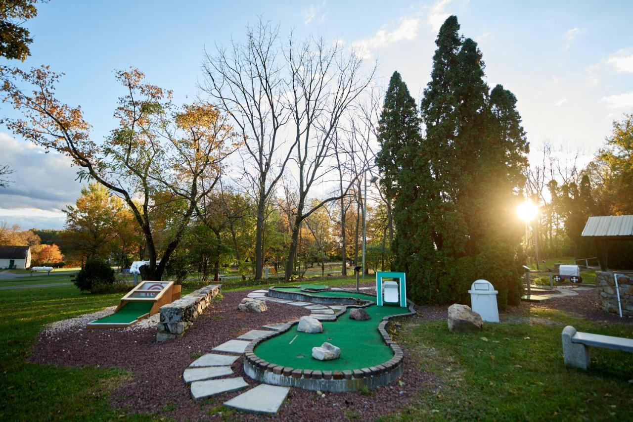 Spring Gulch Screened Park Model 6 Mount Airy Zewnętrze zdjęcie
