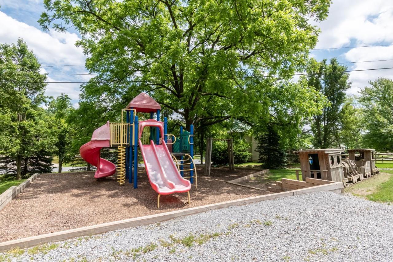 Spring Gulch Screened Park Model 6 Mount Airy Zewnętrze zdjęcie